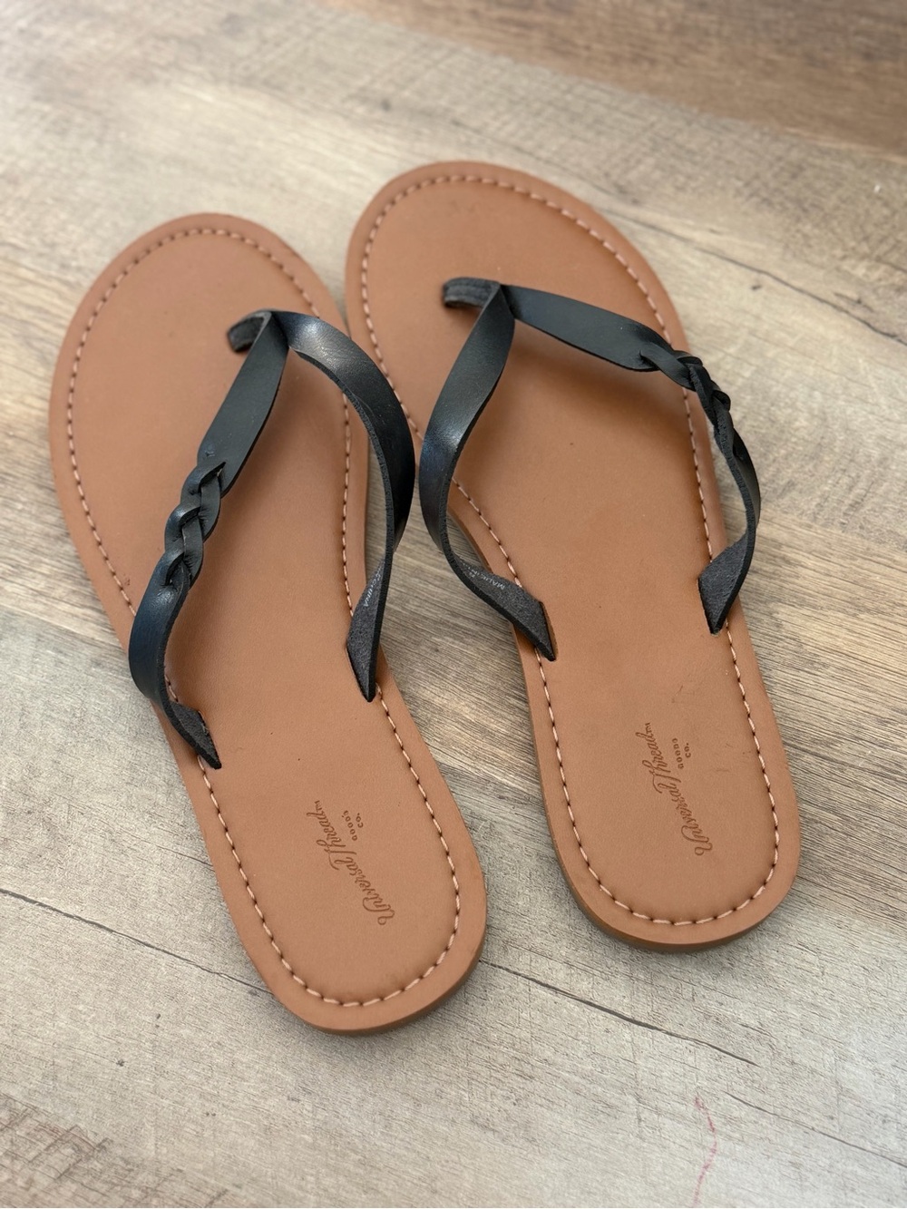 Universal Thread Black Braided Strap Flip Flop Sandals Size 8